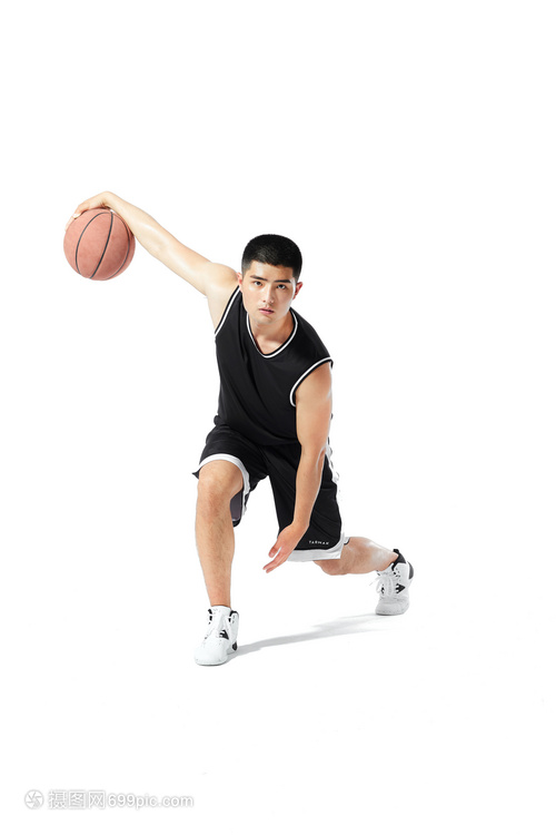 籃球運動員運球