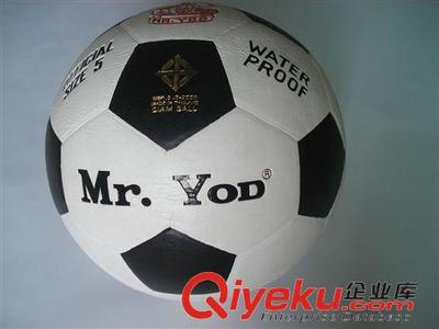 籃球/足球/排球 廠家專生產定做pvc5號機縫足球/PU貼皮手縫足球/促銷禮品黑白足球圖片|籃球/足球/排球 廠家專生產定做pvc5號機縫足球/PU貼皮手縫足球/促銷禮品黑白足球產品圖片由義烏市哲宇文體用品公司生產提供-