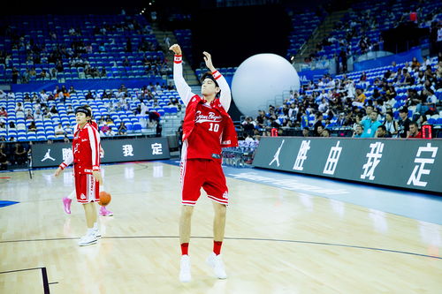 籃球力 董力首發籃球名人賽黑馬出世
